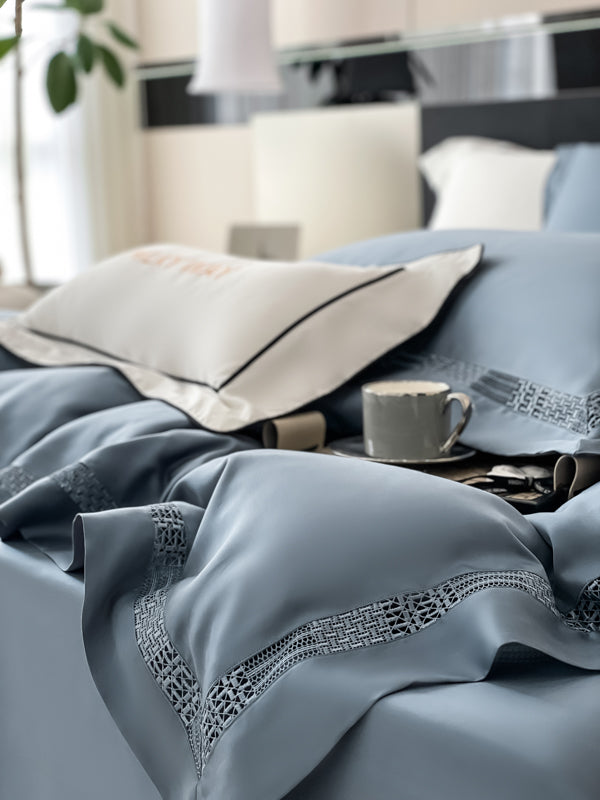 Premium šilkinio Tencelio patalynės komplektas su paklode - Luna Dusty Blue