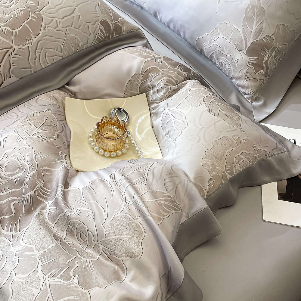 Premium šilkinio Tencelio patalynės komplektas su paklode - "Šilko žiedai" (Natūrali ramybė)