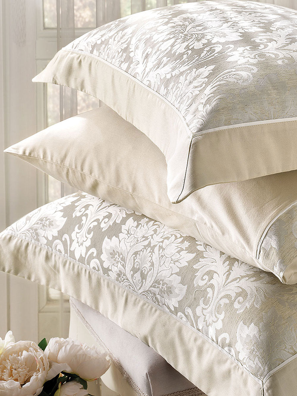 ŽAKARDINIS LINO IR PREMIUM SATINO PATALYNĖS KOMPLEKTAS "VITALY"