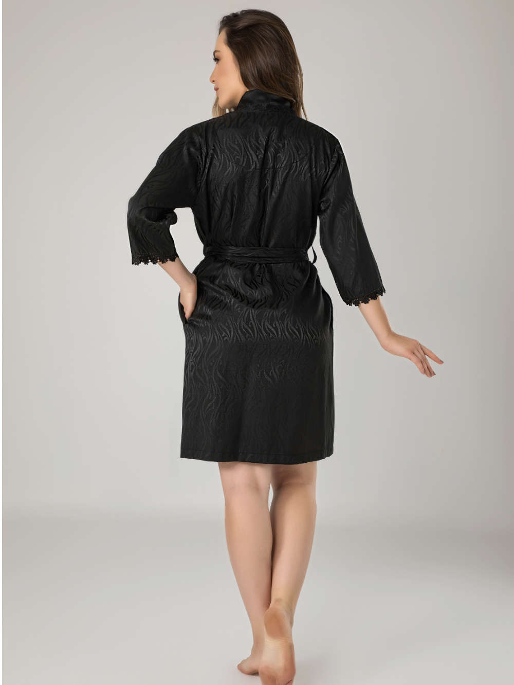 ŽAKARDINIS CHALATAS MOTERIMS SU NĖRINIAIS - ARIANA BLACK - M - 2XL