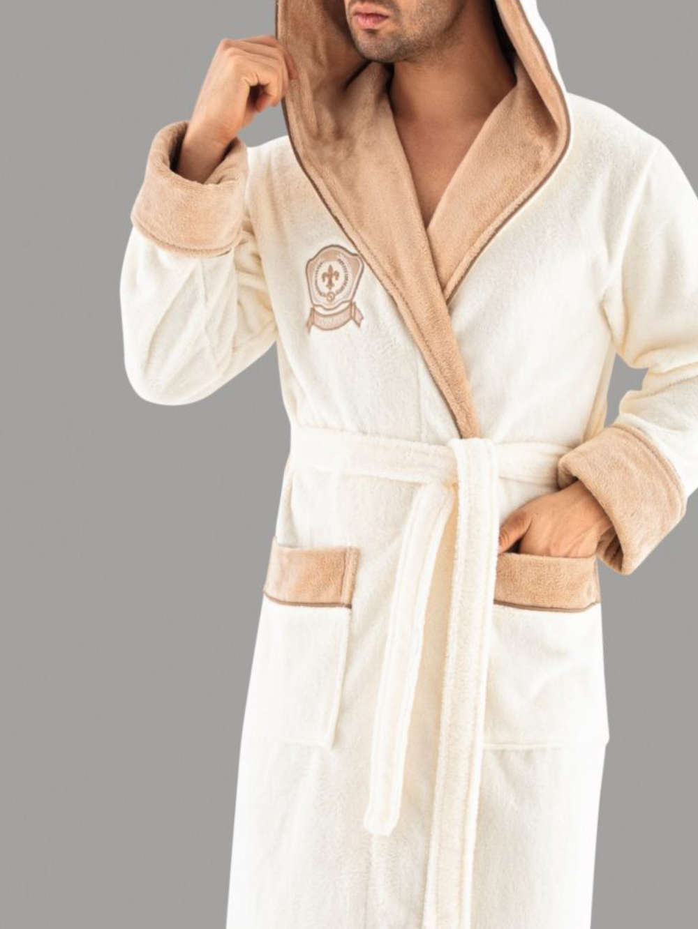 (UNISEX) VYRIŠKAS BAMBUKINIS CHALATAS "MILAN CREAM" SU GOBTUVU - M-3XL