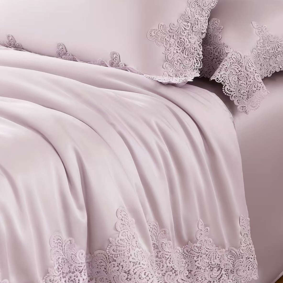 DVIGULIS Premium Tencelio Tinginio Patalynės™ komplektas su šilko užpildu - Elegancija Alyvinė